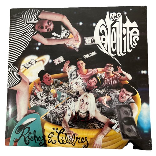 Les satellites riches et - -,